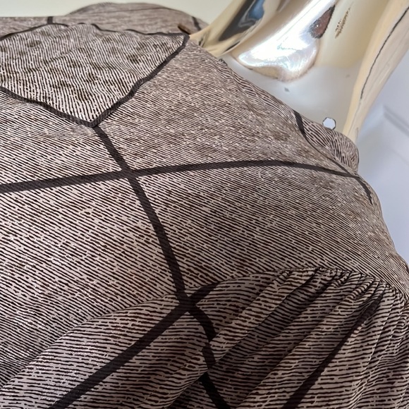 A D C H  INT. LADIES GARMENT SKIRT & TOP - Picture 4 of 13